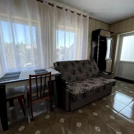 Apartment затишна *