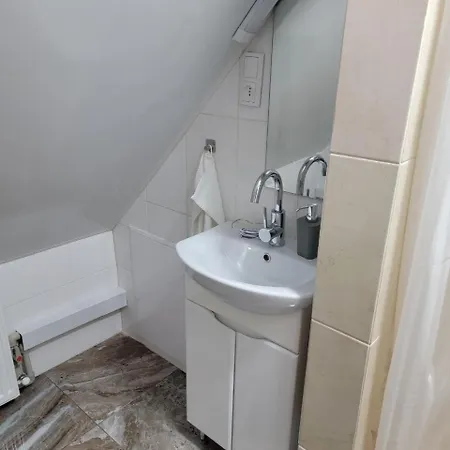 Apartment затишна