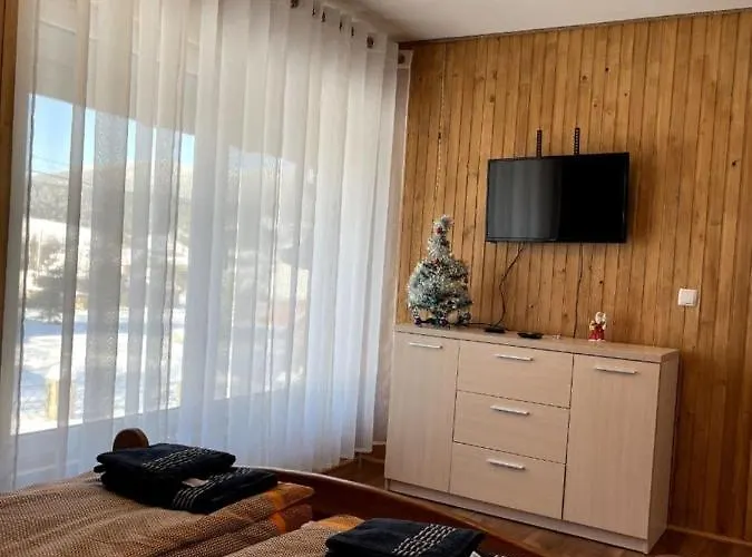 затишна Apartment